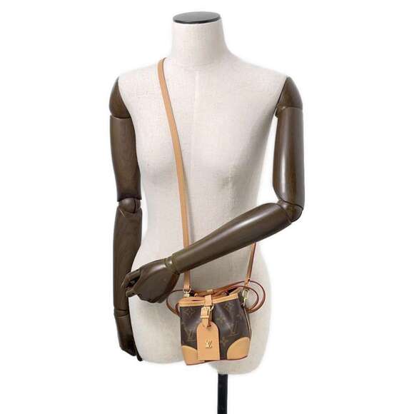 LOUIS VUITTON Brown Monogram Shoulder Bag - Picture 4 of 11